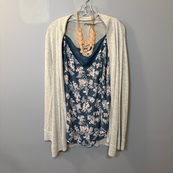 LOFT plus Floral Camisole in Blue and White plus size 18 - Picture 7 of 8